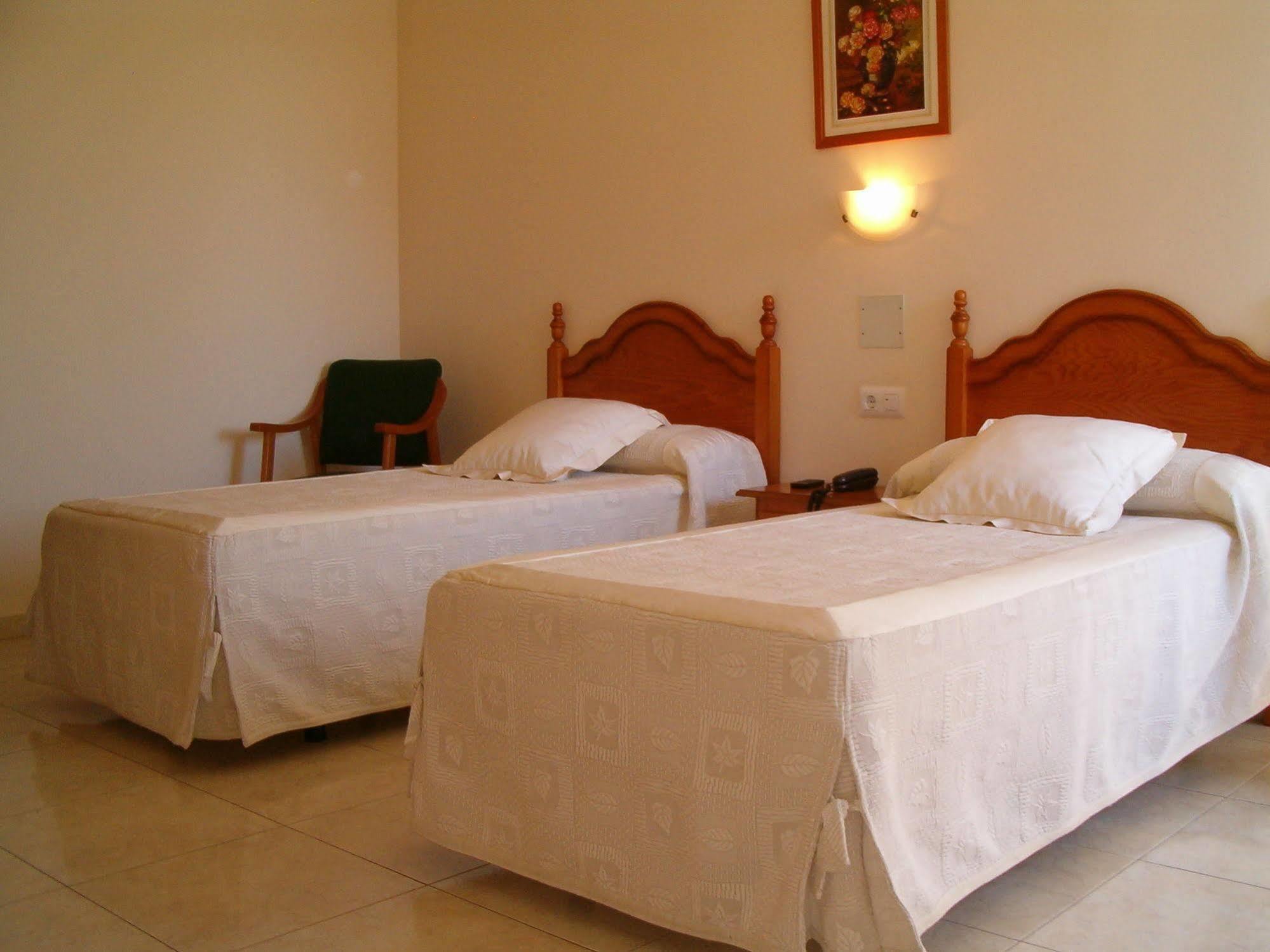 Hotel O Lagar กัมบาโดส ภายนอก รูปภาพ